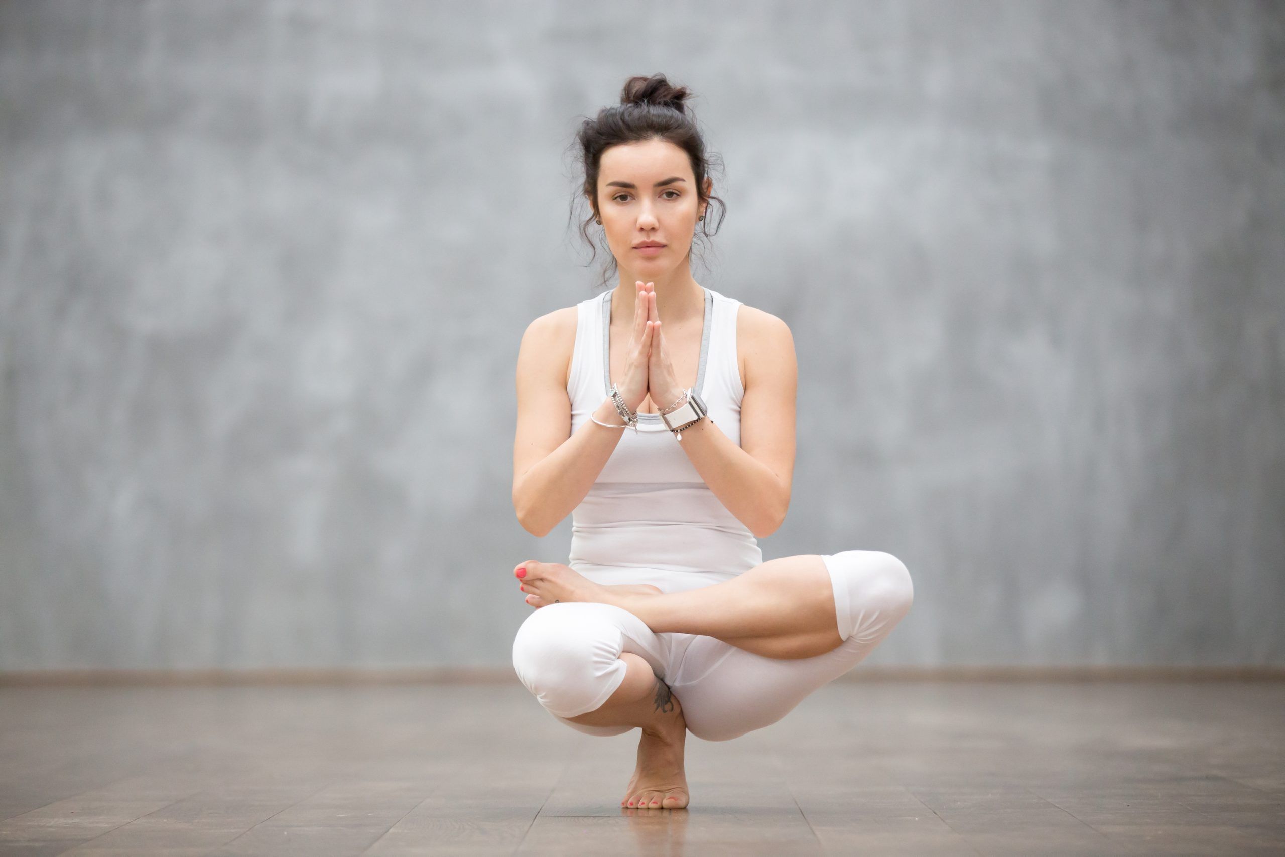 Los beneficios del Yoga y sus posturas populares para una vida saludable
